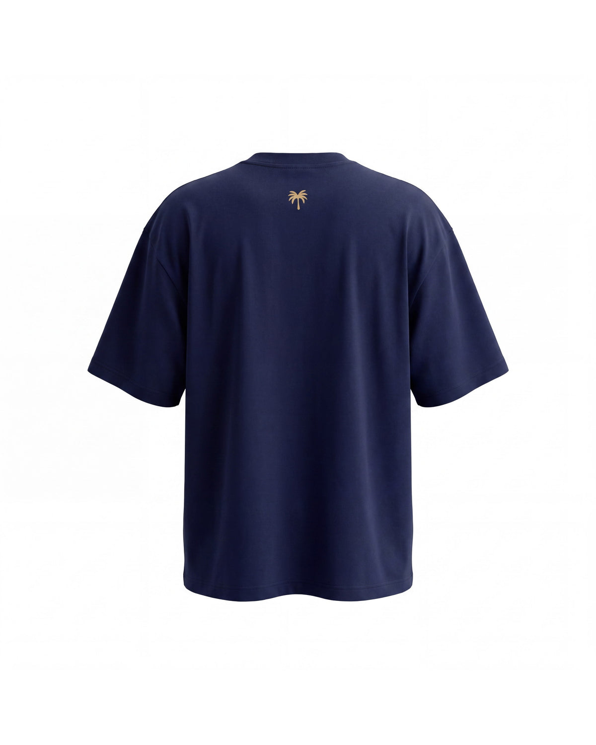 Espalda de la camiseta KAI azul marino con la palmera dorada bajo el cuello