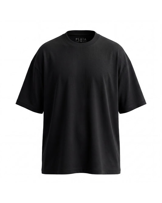 Camiseta KAI negro, vista frontal sobre fondo blanco, cuello redondo y hombro caído