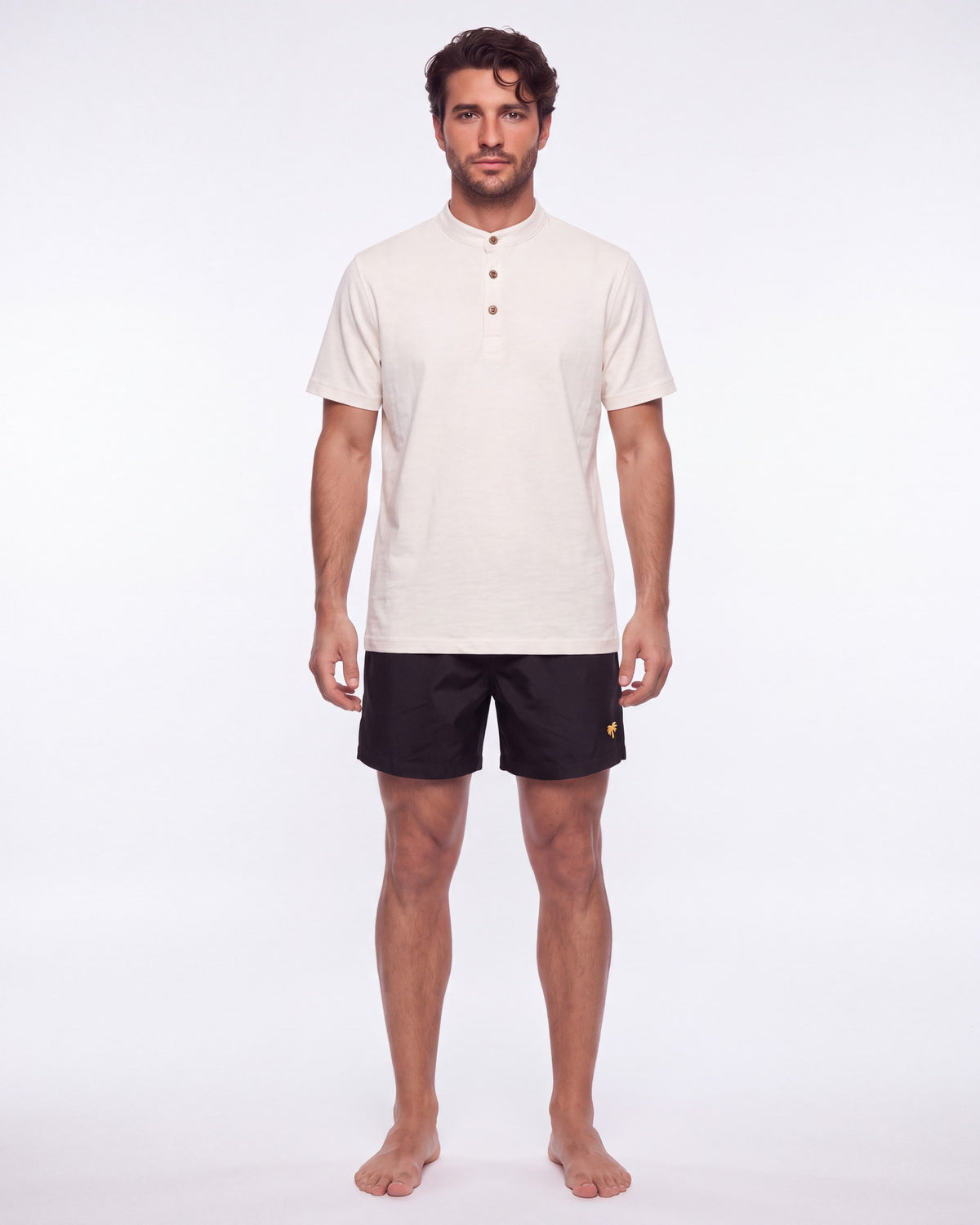 Hombre con camiseta PALOMINO blanca de algodón, de frente